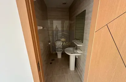 Apartment - 2 Bedrooms - 3 Bathrooms for rent in Al Jurf 1 - Al Jurf - Ajman Downtown - Ajman