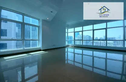 Empty Room image for: Apartment - 3 Bedrooms - 4 Bathrooms for rent in Al Khalidiya - Abu Dhabi, Image 1