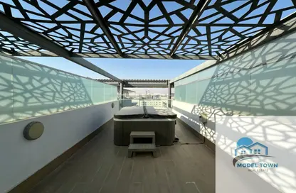 Apartment - 2 Bedrooms - 2 Bathrooms for rent in Oasis 1 - Oasis Residences - Masdar City - Abu Dhabi