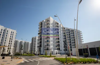 Apartment - 1 Bedroom - 1 Bathroom for sale in Waters Edge - Yas Island - Abu Dhabi