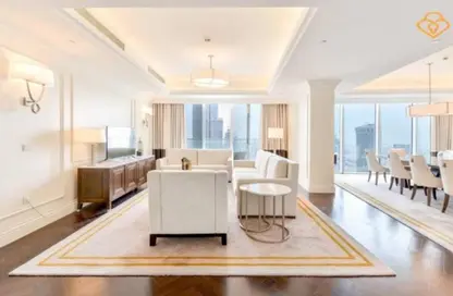 Living Room image for: Penthouse - 4 Bedrooms - 4 Bathrooms for rent in Kempinski BLVD - Downtown Dubai - Dubai, Image 1