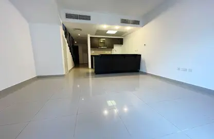 Villa - 2 Bedrooms - 3 Bathrooms for rent in Desert Style - Al Reef Villas - Al Reef - Abu Dhabi