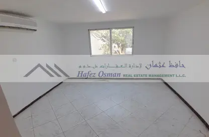 شقة - 1 حمام للايجار في منطقة بين الجسرين - أبوظبي