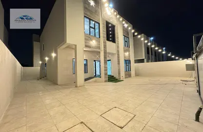 Villa - 5 Bedrooms - 7+ Bathrooms for sale in Al Yasmeen 1 - Al Yasmeen - Ajman