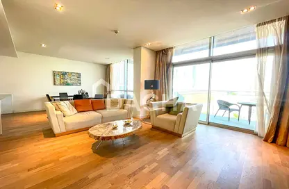 Living Room image for: Duplex - 2 Bedrooms - 3 Bathrooms for rent in Building 1 - City Walk - Dubai, Image 1
