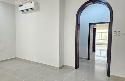 Villa - 5 Bedrooms - 6 Bathrooms for rent in Between Two Bridges - Abu Dhabi
