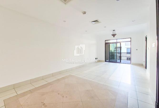 15704245 - Property Image 2