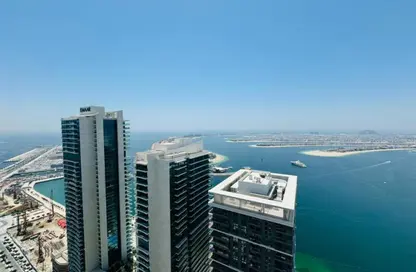 Apartment - 1 Bedroom - 1 Bathroom for sale in Marina Vista - EMAAR Beachfront - Dubai Harbour - Dubai
