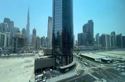 مكتب - استوديو - 1 حمام للايجار في برج بلو باي - الخليج التجاري - دبي
