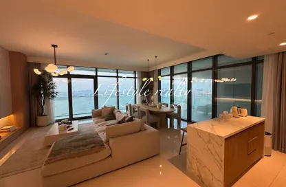 Apartment - 3 Bedrooms - 3 Bathrooms for sale in Beach Vista - EMAAR Beachfront - Dubai Harbour - Dubai