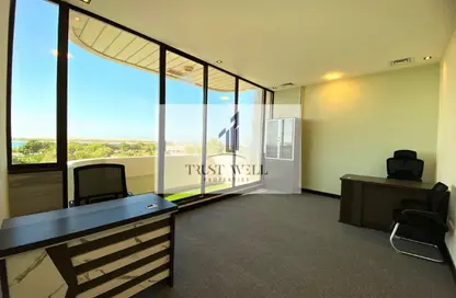 Office Space - Studio - 2 Bathrooms for rent in East Corniche road - Hamdan Street - Abu Dhabi