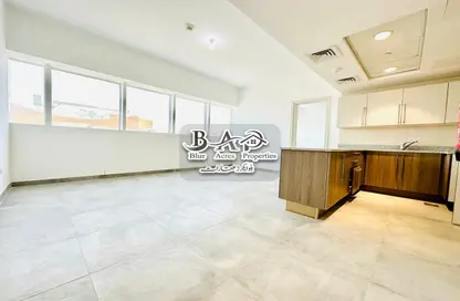 Apartment - 1 Bedroom - 2 Bathrooms for rent in Al Firdous Street - Tourist Club Area - Abu Dhabi