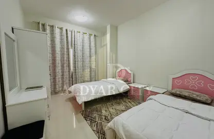 Apartment - 2 Bedrooms - 2 Bathrooms for rent in Corniche Tower - Ajman Corniche Road - Ajman