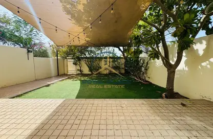 فيلا - 2 غرف نوم - 3 حمامات للايجار في الينابيع 7 - الينابيع - دبي