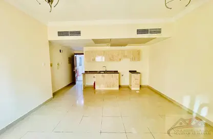 شقة - 1 حمام للايجار في برج الندى - النهدة - الشارقة