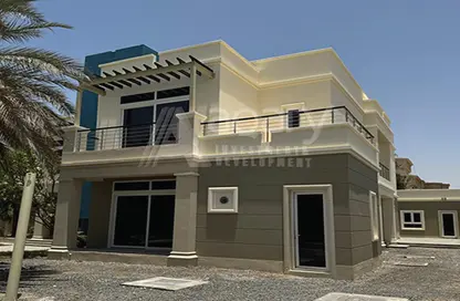 Villa - 6 Bedrooms - 7+ Bathrooms for rent in Khalifa City - Abu Dhabi