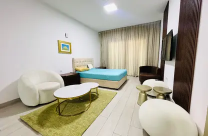 شقة - 1 حمام للايجار في إيزي 19 - المدينة العالمية المرحلة 2 - 4 الورسان - الورسان - دبي