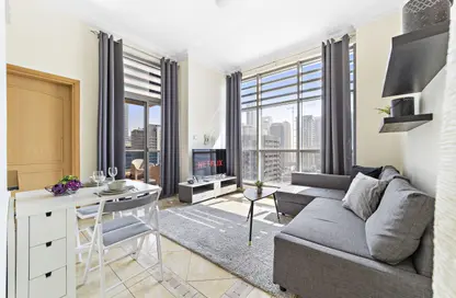 Apartment - 1 Bedroom - 1 Bathroom for rent in Zumurud Tower - Dubai Marina - Dubai