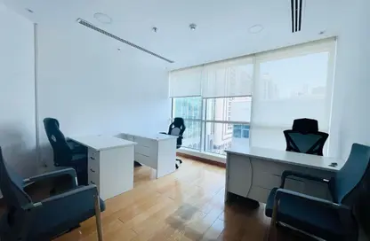 Office Space - Studio - 4 Bathrooms for rent in Hamdan Street - Abu Dhabi