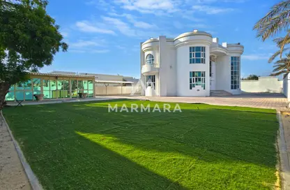 Villa - 6 Bedrooms - 6 Bathrooms for rent in Umm Suqeim 2 Villas - Umm Suqeim 2 - Umm Suqeim - Dubai