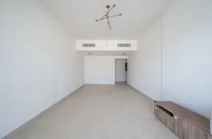 Apartment - 3 Bedrooms - 3 Bathrooms for rent in Binghatti Creek - Al Jaddaf - Dubai