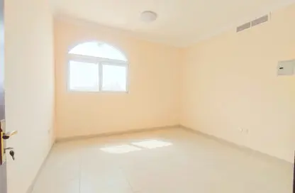 Apartment - 1 Bedroom - 2 Bathrooms for rent in Muwaileh 3 Building - Muwaileh - Sharjah