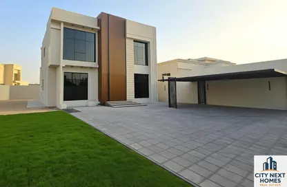 Villa - 4 Bedrooms - 5 Bathrooms for rent in Al Aweer 1 - Al Aweer - Dubai