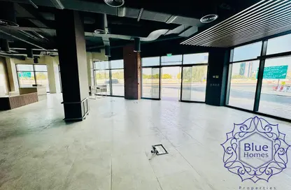 متجر - استوديو - 1 حمام للايجار في جداف فيوز - الجداف - دبي