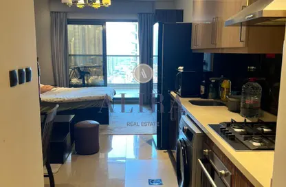 Apartment - Studio - 1 Bathroom for rent in Elite Downtown Residence - Downtown Dubai - Dubai
