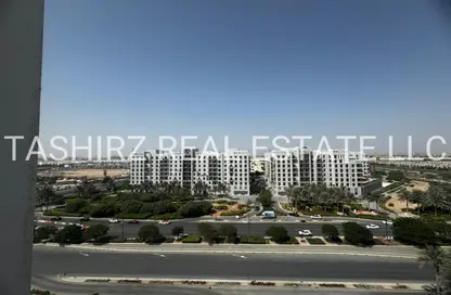 Apartment - 3 Bedrooms - 3 Bathrooms for sale in Zahra Apartments 2B - Zahra Apartments - Town Square - Dubai