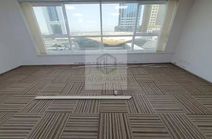 Office Space - Studio - 1 Bathroom for rent in Millennium Executive Tower - Sheikh Zayed Road - Dubai