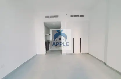 Apartment - Studio - 1 Bathroom for rent in East Village - Aljada - Sharjah