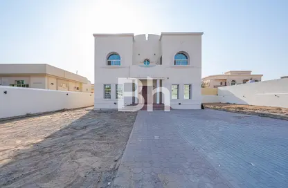 Villa - 4 Bedrooms - 7 Bathrooms for rent in Al Mizhar - Dubai