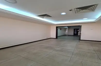 Empty Room image for: Office Space - Studio for rent in Abu Hail Road - Abu Hail - Deira - Dubai, Image 1