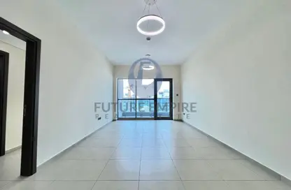 Apartment - 1 Bedroom - 2 Bathrooms for rent in Jumeirah Garden City - Al Satwa - Dubai