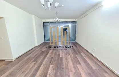 شقة - 2 غرف نوم - 3 حمامات للايجار في برج صحارى 2 - مجمع صحارى - النهدة - الشارقة شقة - 2 غرف نوم - 3 حمامات للايجار في برج صحارى 2 - مجمع صحارى - النهدة - الشارقة