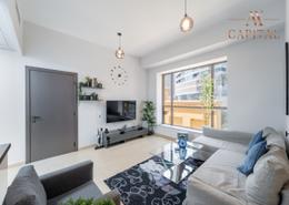 Living Room image for: Apartment - 1 bedroom - 2 bathrooms for rent in Bahar 6 - Bahar - Jumeirah Beach Residence - Dubai, Image 1
