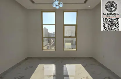 فيلا - 5 غرف نوم للبيع في الزاهية جاردنز - الزاهية - عجمان