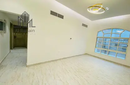 شقة - 2 غرف نوم - 2 حمامات للايجار في الخريس - الجيمي - العين
