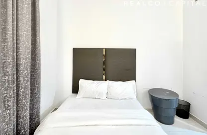 Apartment - Studio - 1 Bathroom for rent in Al Manara Building - Sheikh Zayed Road - Dubai