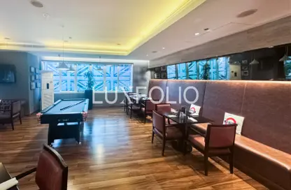 Retail - Studio for rent in Marriott Harbour Hotel and Suites - Dubai Marina - Dubai