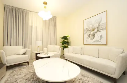 شقة - غرفة نوم - 2 حمامات للبيع في المحطة - القاسمية - الشارقة شقة - غرفة نوم - 2 حمامات للبيع في المحطة - القاسمية - الشارقة