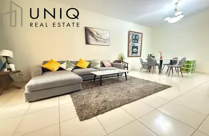 شقة - غرفة نوم - 2 حمامات للايجار في الخزامى 1 - حدائق الإمارات 1 - قرية الجميرا سركل - دبي