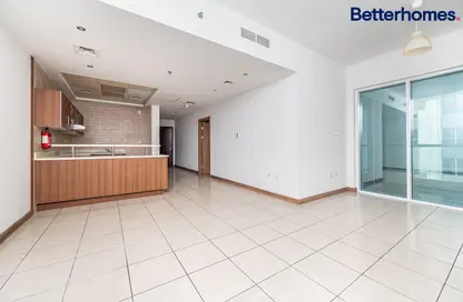 Empty Room image for: Apartment - 1 Bedroom - 2 Bathrooms for sale in Sulafa Tower - Dubai Marina - Dubai, Image 1