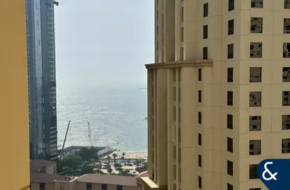 شقة - غرفة نوم - 2 حمامات للبيع في مرجان 1 - مرجان - مساكن شاطئ الجميرا - دبي