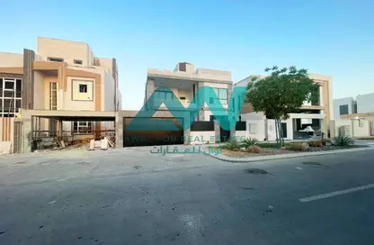 فيلا - 4 غرف نوم - 5 حمامات للبيع في الريمان - الشامخة - أبوظبي