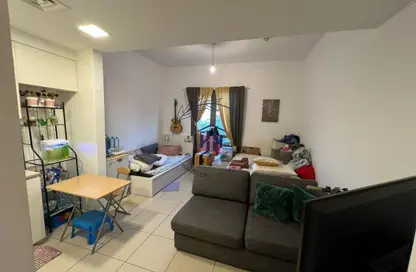 شقة - 1 حمام للايجار في 2B شقق زهرا - زهرة أبارتمنتس 2 - شقق زهرا - تاون سكوير - دبي