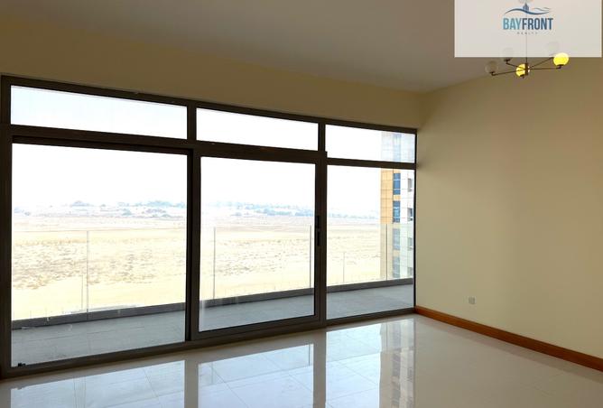 Spacious| Well Maintained| Chiller Free| 4 Chqs
