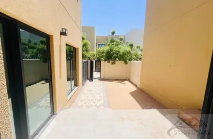 فيلا - 3 غرف نوم - 4 حمامات للايجار في مدينة الشارقة المستدامة - الشارقة