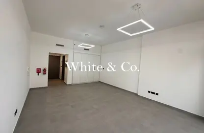 Apartment - Studio - 1 Bathroom for rent in V2 - Dubai Sports City - Dubai